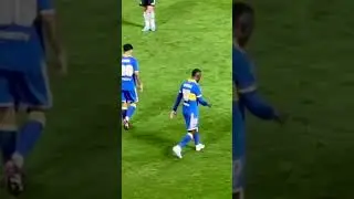 La Ovación a Luis Advíncula en la Bombonera. El peruano jugó con el CORAZÓN. 