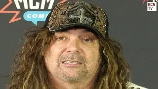 Jess Harnell Goofy Christopher Walken Impression