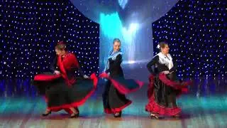 Фламенко Танец с платком Viento de faldas