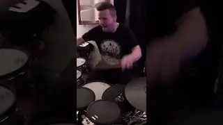 What song is this? What kind of beat is this anyway?Do you want these drum sounds? DM on IG #drums