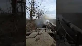 🇺🇦🇷🇺Подрыв российского танка на мине при попытке прорваться к украинским позициям