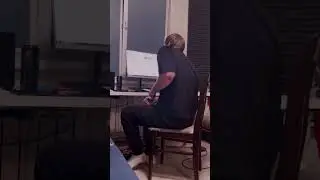 Как я разогреваюсь перед стримом🎸😅