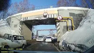 Мост чей? Расширьте проезд!