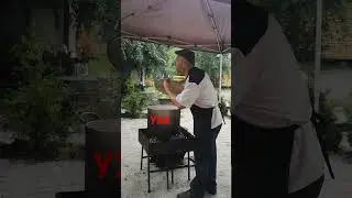 УХА на костре, это очень вкусно!)Шашлыковски всех накормит))#shorts #