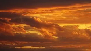 Beautiful clouds at sunset | Sky Timelapse | 4K