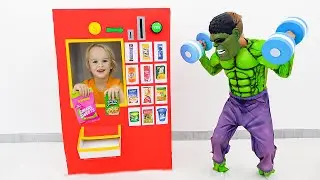 Vlad dan Niki - Cerita anak-anak dengan mesin penjual otomatis pahlawan super