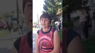 В Купянске местные жители протестуют против закрытия четырех школ