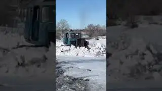 Синий трактор едет к нам😎