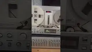 Ilona Staller на 77ом  AKAI