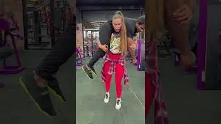 This is one way to do human flag 🙃 