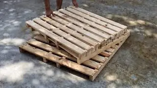 Creative Pallet Wood Furniture Project //  Building A Relaxing Bed With Pallet Wood.