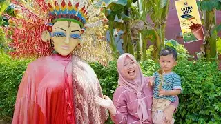 AZAM KETEMU ONDEL ONDEL 😱 DAN JAJAN DI WARUNG