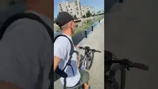 КТО ЭТО СДЕЛАЛ? На велосипеде по велодорожке 