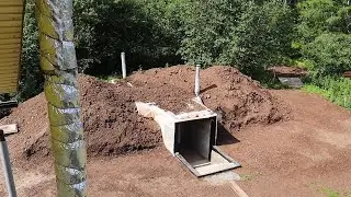 Бросил погреб и уехал!