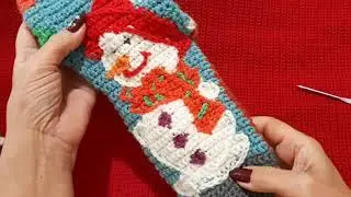 Вязание крючком.Техника интарсия.Носочки для дочки.