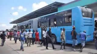 HII NDO HALI HALISI KATIKA KITUO CHA MWENDOKASI KIMARA, DEREVA AKATAA KUENDESHA GARI KISA WATU WENGI