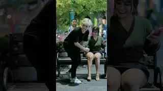 Prank tidur di paha cewek gak di kenal sumpah baper banget viral Tik Tok