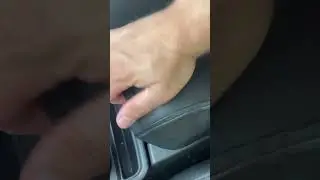 Отдал перетянуть крышку подлокотника натуральной кожей. Вольво xc90 подлокотник из Нат. Кожи.