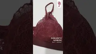 Conjunto Jasmine com bojo Soft calcinha de renda