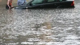 Брянск ушел под воду после ливня. Брянск затопило