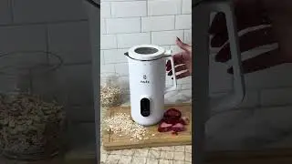 Strawberry Pineapple Summer Smoothie | Nutr Machine