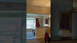 Las Vegas HUGE Suite - The Venetian - Prestige Grand King Review #lasvegas