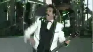 Skillet   Whispers in the Dark Live