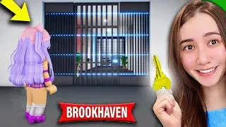 NEW BROOKHAVEN UPDATE! *Secret Underground bank, NEW EMOTES + ANIMATIONS*