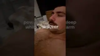 He fell asleep while setting his alarm 💀