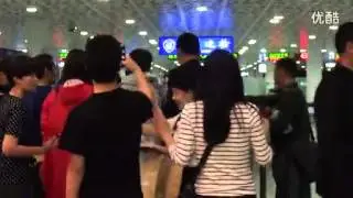 2014-04-14 Mike @ สนามบินนครเสิ่นเจิ้น