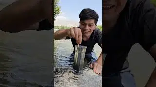 Which of these colors mix in water 