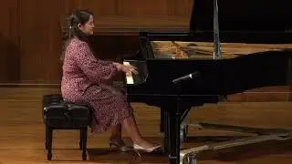 Gabriela Calderón Cornejo plays  Aurora Roman Casares's Tristeza india
