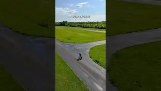 This abandoned airstrip turned public park in Nashville is such a sick spot!! 🛫🚴‍♀️