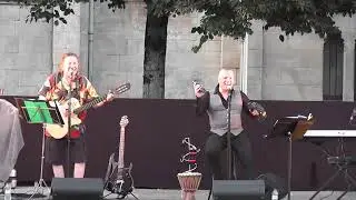 Walt & Bubu " over my shoulder - Mike & the Mechanics (Acoustique live 2024 saintes)