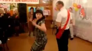 Свадебные приколы - Маша жгет на свадьбе в танце!