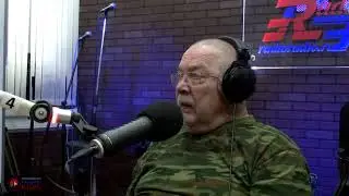 Евгений Хорошевцев (телеведущий, режиссёр) на RadioRadio в Молодёжном Радио Клубе.