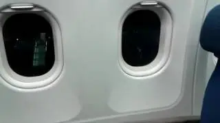 УРАЛЬСКИЕ АВИАЛИНИИ / ЛЕЧУ БИЗНЕС КЛАССОМ