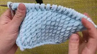 Красивый узор спицами из плюшевой пряжи для пледа / Beautiful pattern of plush yarn knitting needles