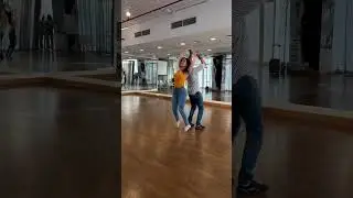 نسرين طافش ترقص لاتيني