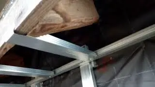 Монтаж софитов на свесах и выносах крыш