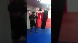 Кейн Веласкес готовится к бою с Вердумом