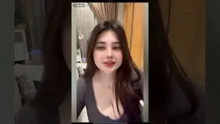 TikTok Bigo Live Hot belahan susu montok empuk nafsuin nikmat diremas jepit gesek crot di bibir pink