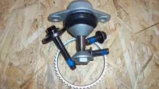 Volvo S80 replacement ABS rings and a ball joint