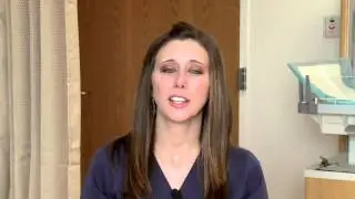I'm 5 weeks pregnant, but I have no signs of pregnancy. Is that normal?