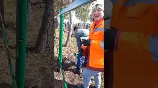 Меняем ограждения кладбища своими силами.👍🤗