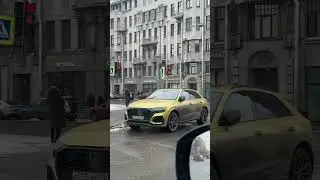 Ай это что за красотка такая!