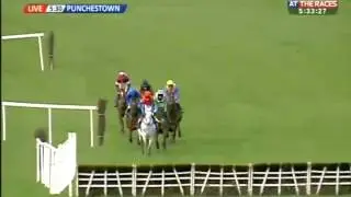 Hurricane Fly wins the Rabobank Champion Hurdle 2013
