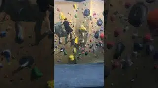 Yellow Boulder (V4-V6)