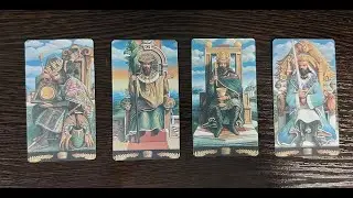 ПОЗВОНИТ, НАПИШЕТ ЛИ?  СКУЧАЕТ ЛИ?    Гадание на 4 короля