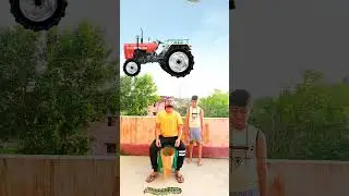 Bike, police car, tractor and Ambulance catching vs insects funny vfx magic 😄